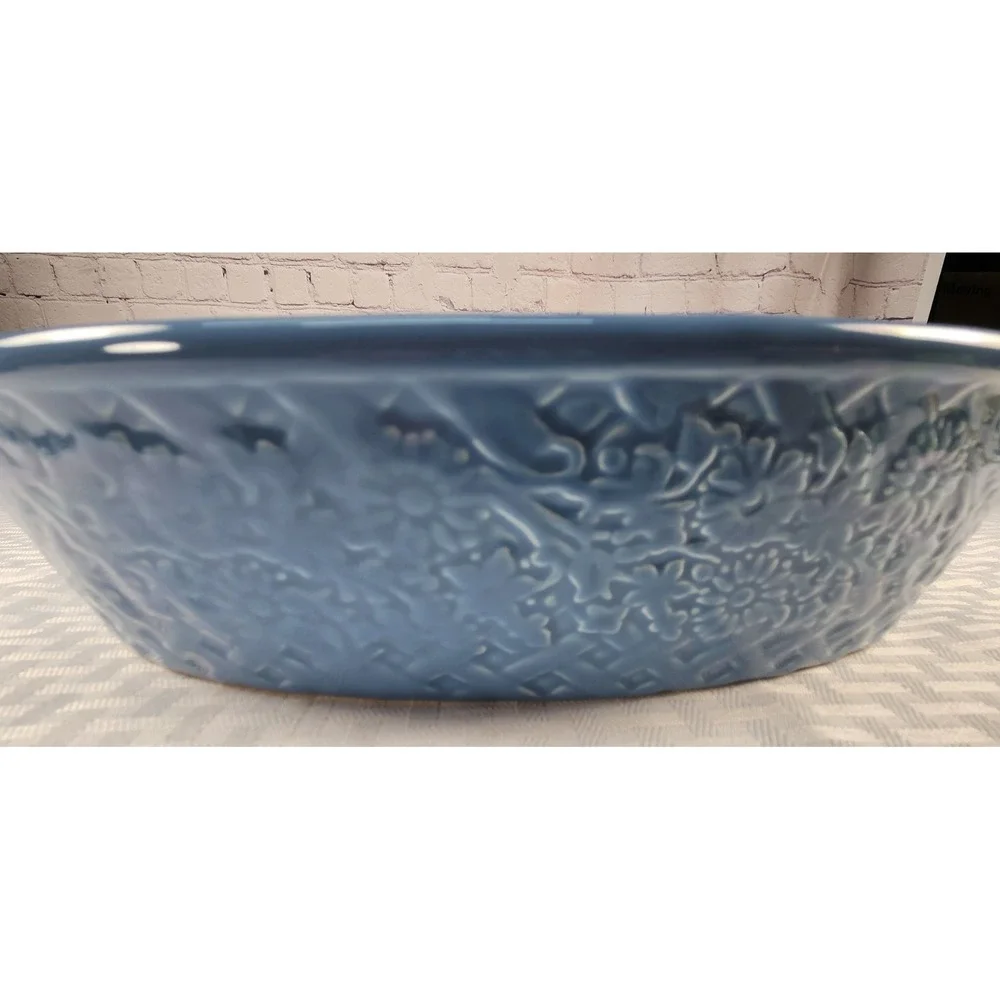 Temptations Blue Bouquet 2 Quart Oval Serving Bowl + Trivit & Carrying Retired